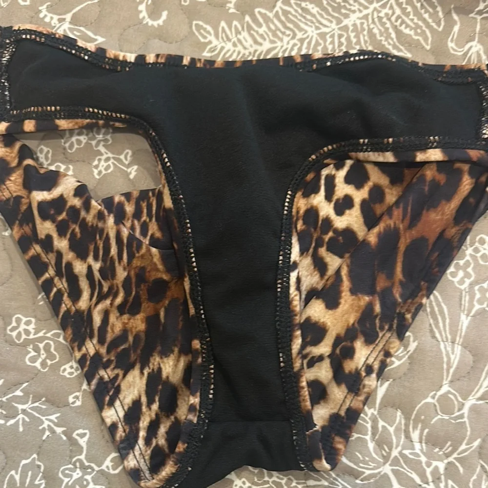 ANTONIO MELANI Leopard Print Bikini - Picture 8 of 9